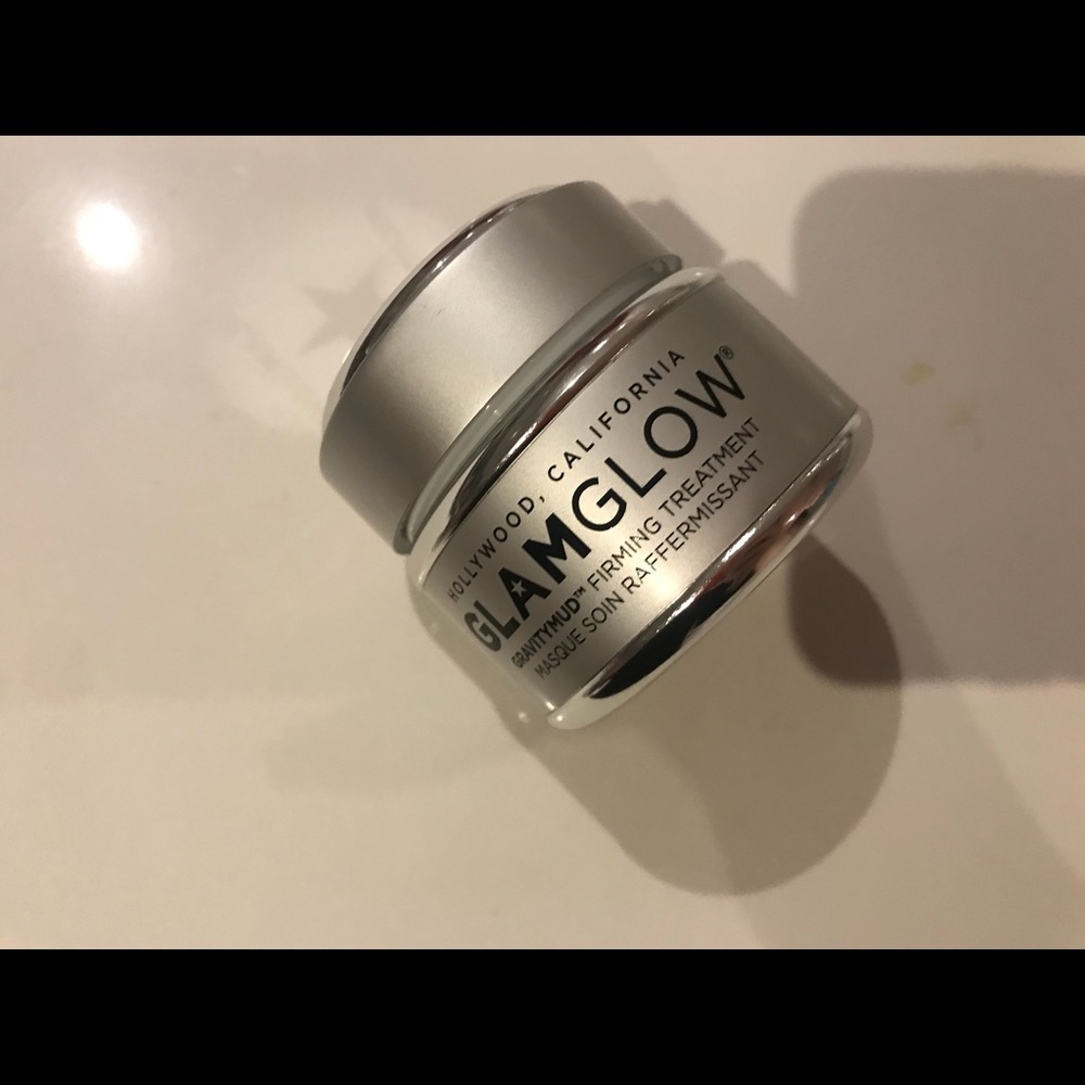 New GlamGlow Glittermask Gravitymud Firming Mask
